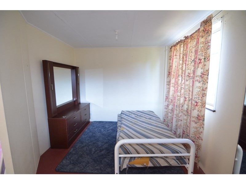 27 Dempster Road, Carnarvon WA 6701