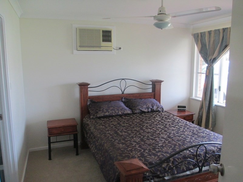 4 Bird Street, Carnarvon WA 6701