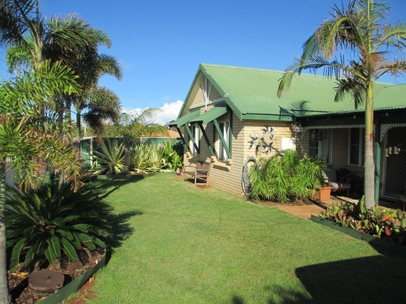 4 Bird Street, Carnarvon WA 6701