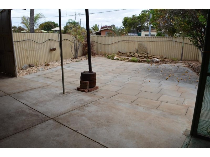 5 Richardson Street, Carnarvon WA 6701