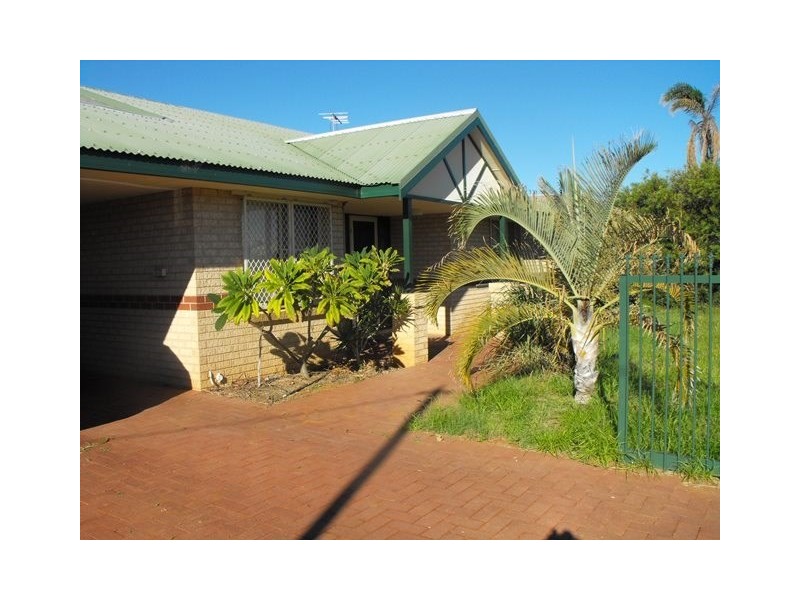12 Foss Crescent, Carnarvon WA 6701