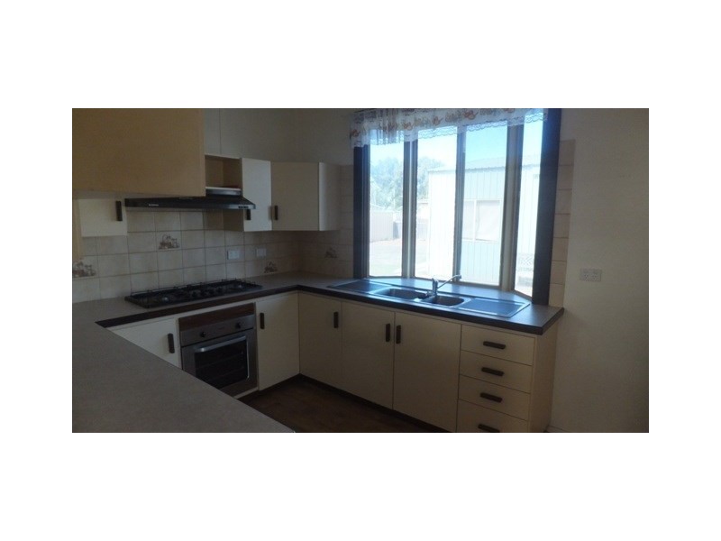 27 Dempster Road, Carnarvon WA 6701