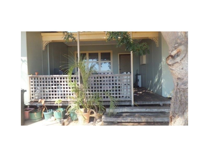 27 Dempster Road, Carnarvon WA 6701