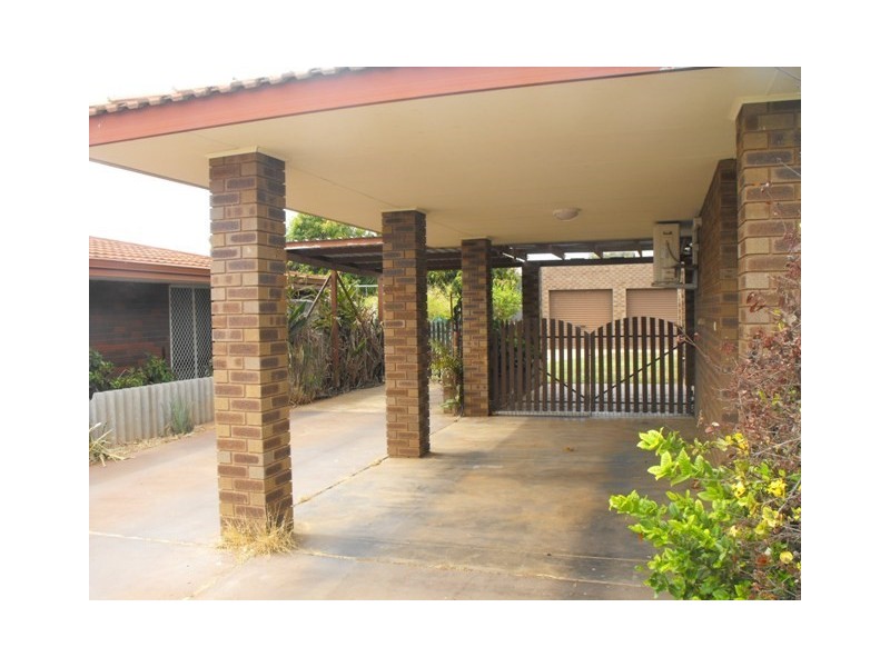 6 Smith Street, Carnarvon WA 6701