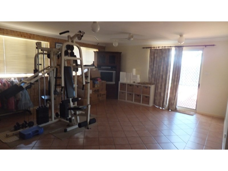 10 Craggs Court, Carnarvon WA 6701