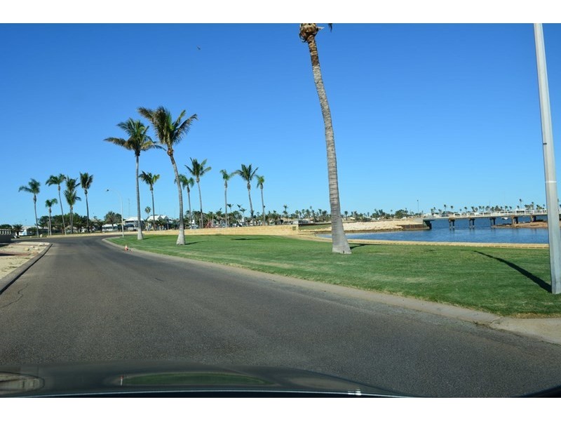 4 Mindirra Crescent, Carnarvon WA 6701