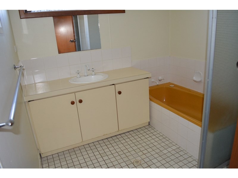 19 Crowther Street, Carnarvon WA 6701