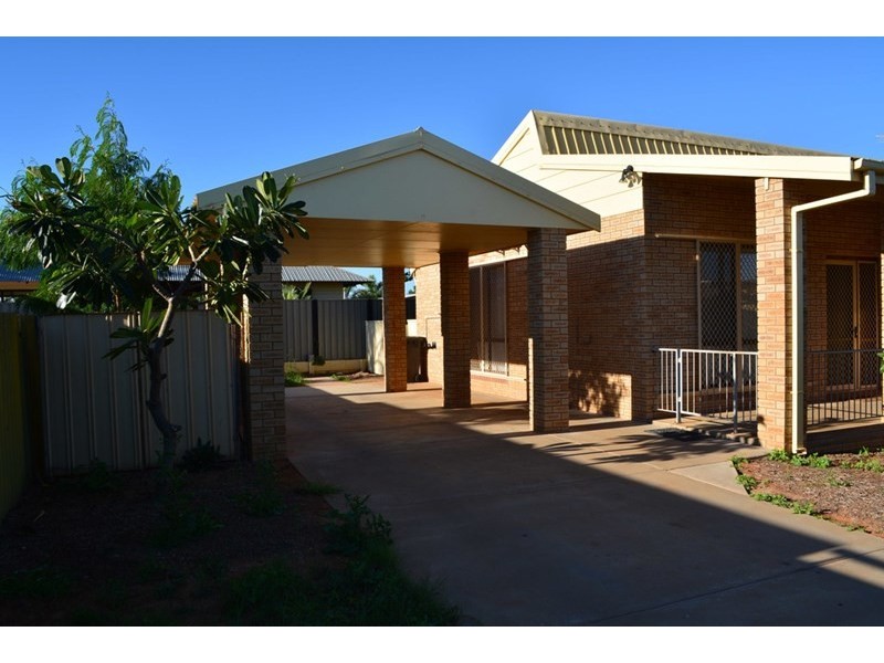 19 Crowther Street, Carnarvon WA 6701