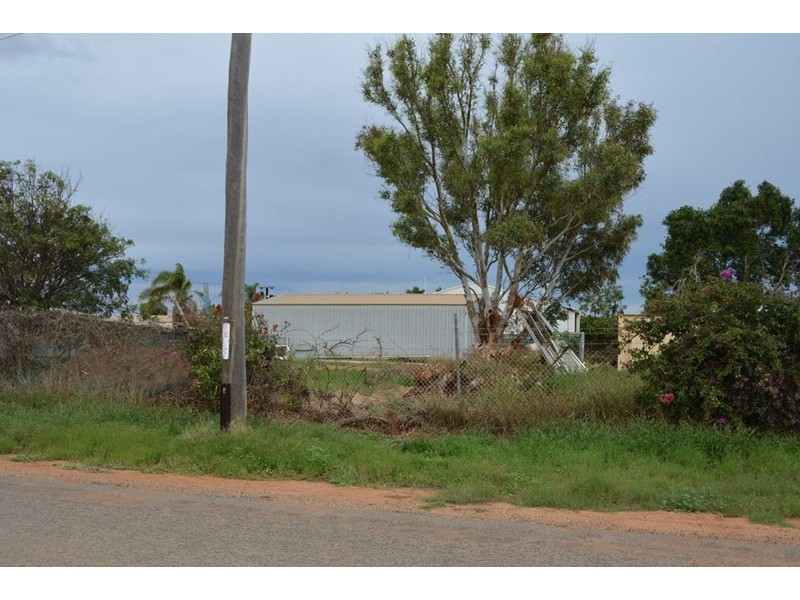 48 Holden Street, Carnarvon WA 6701