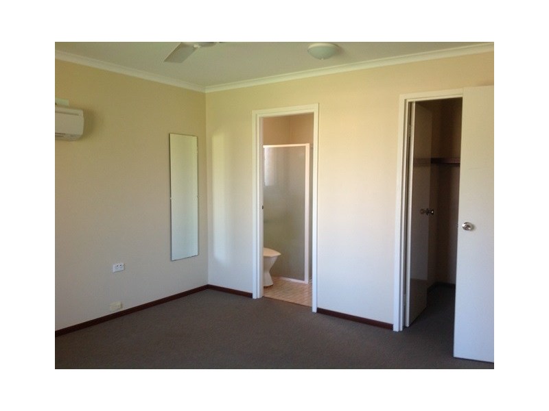 10 Meiklejohn Crescent, Carnarvon WA 6701