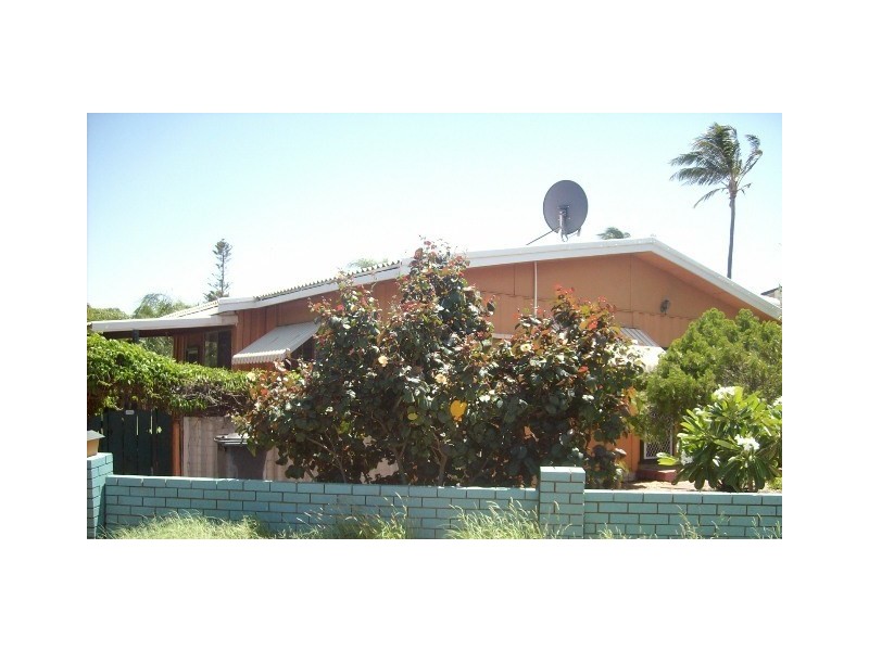 1 Fleming Street, Carnarvon WA 6701