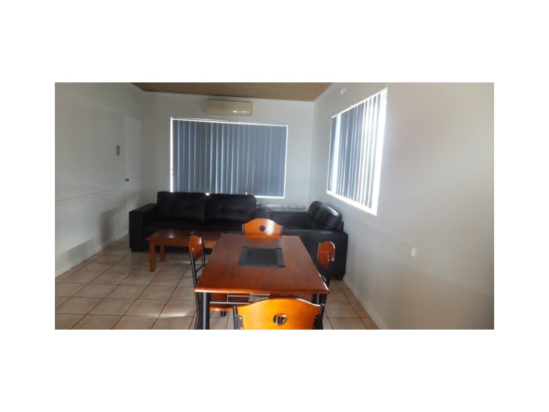 4/6 James Street, Carnarvon WA 6701