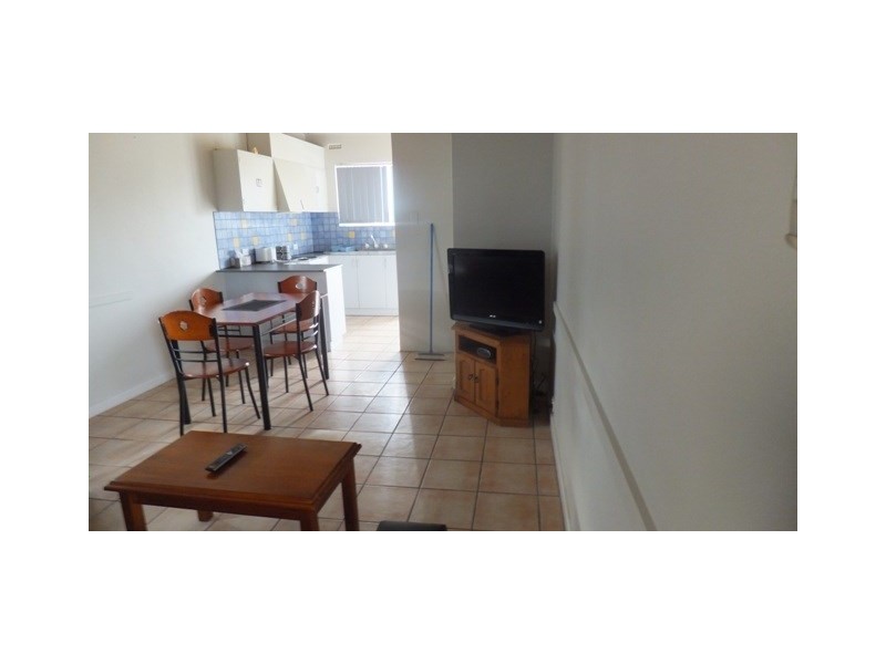 4/6 James Street, Carnarvon WA 6701