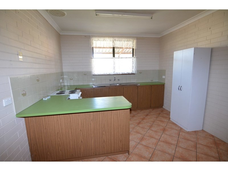 10A Buzolic Court, Carnarvon WA 6701