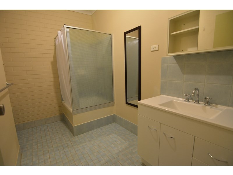 10A Buzolic Court, Carnarvon WA 6701