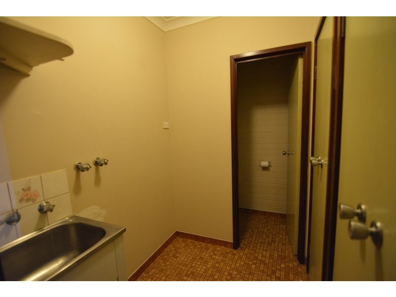 10A Buzolic Court, Carnarvon WA 6701