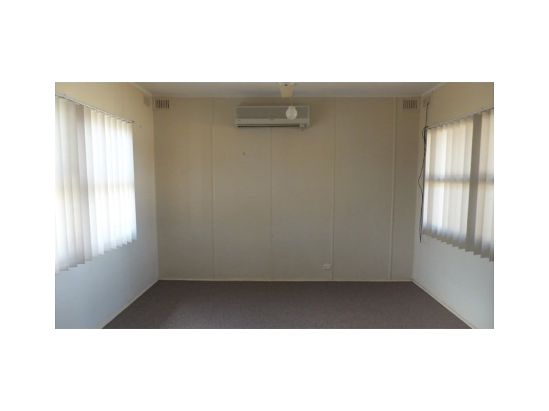 11 Killicoat Street, Carnarvon WA 6701