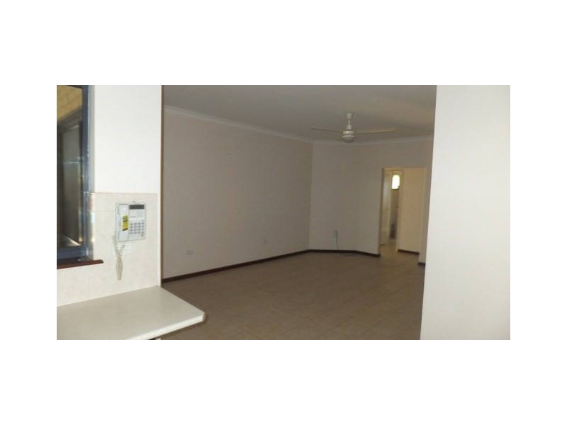 37 Shallcross Street, Carnarvon WA 6701