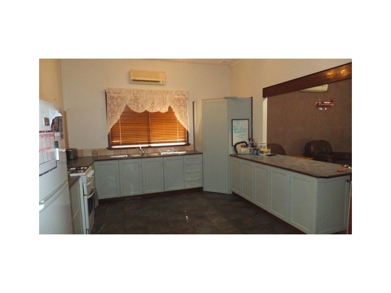 52 Cleaver Street, Carnarvon WA 6701