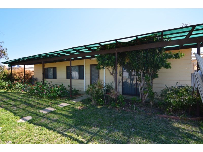 29 Crowther Street, Carnarvon WA 6701