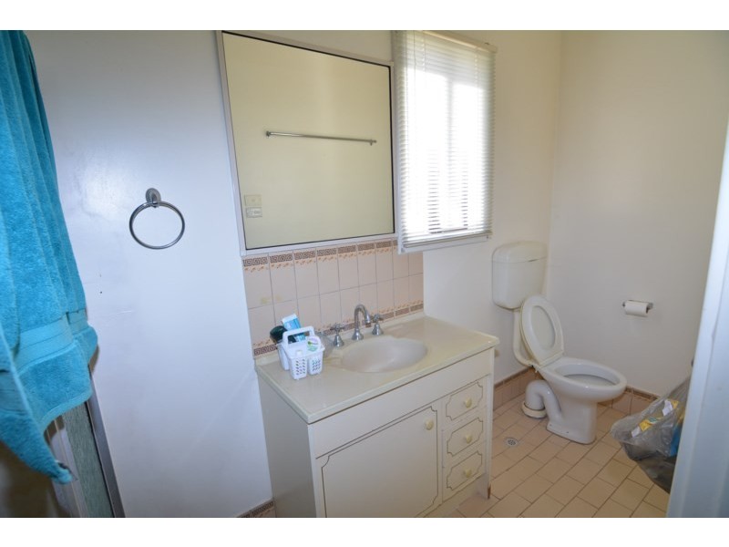 29 Crowther Street, Carnarvon WA 6701