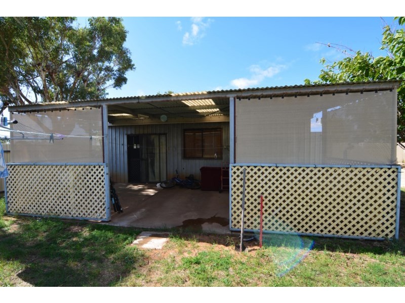 29 Crowther Street, Carnarvon WA 6701