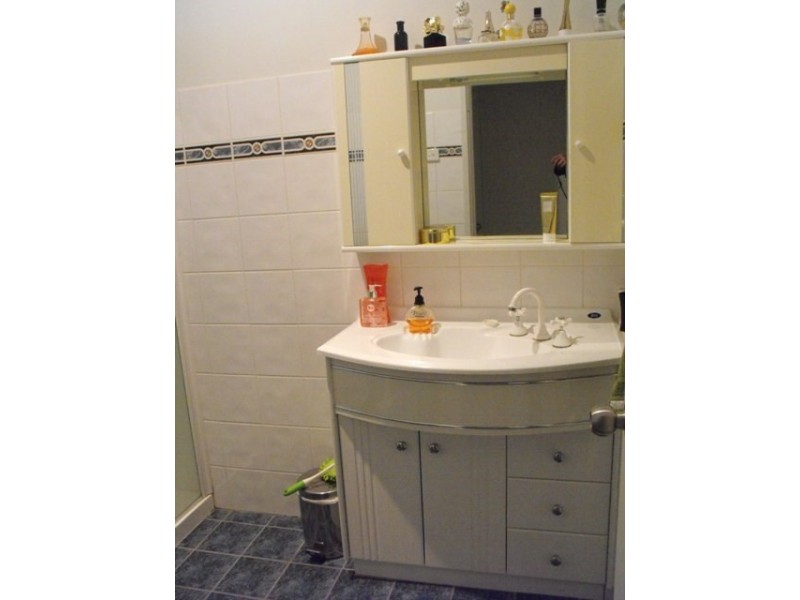 12 Butcher Street, Carnarvon WA 6701