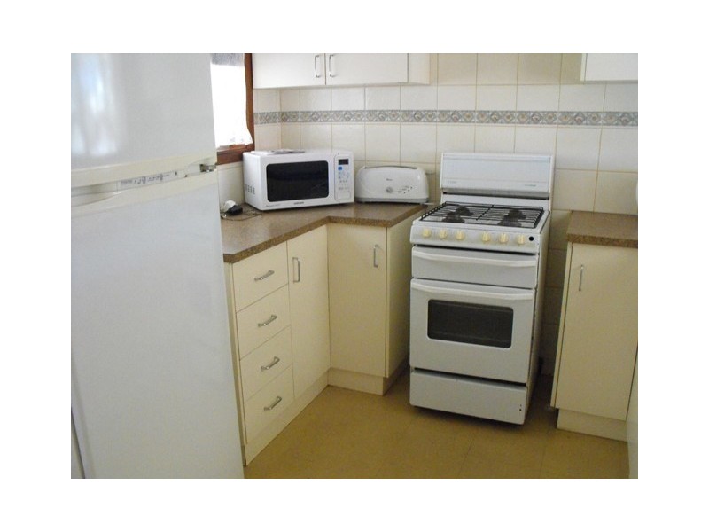 3 Fane Crescent, Carnarvon WA 6701