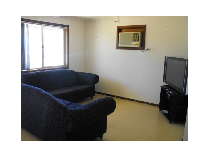 3 Fane Crescent, Carnarvon WA 6701