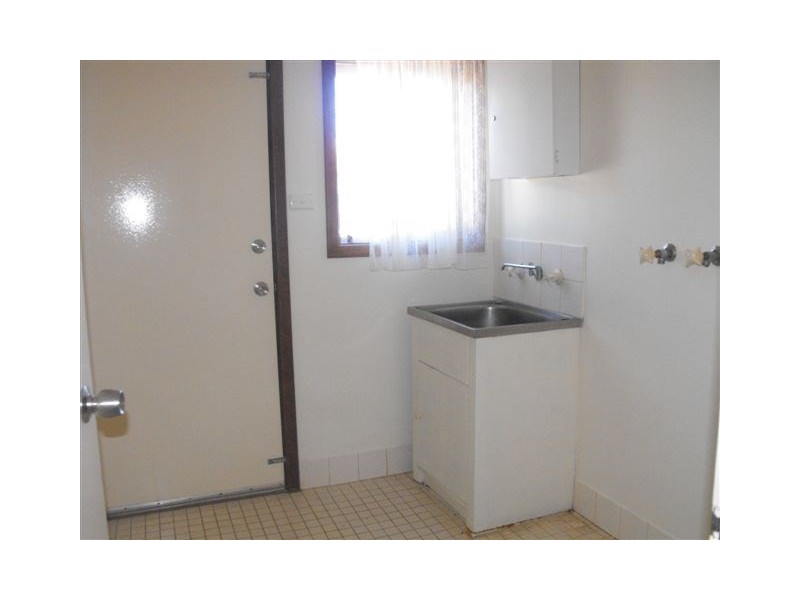 3 Fane Crescent, Carnarvon WA 6701