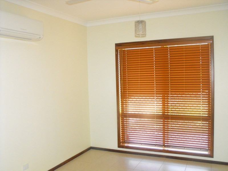 5 Buzolic Court, Carnarvon WA 6701