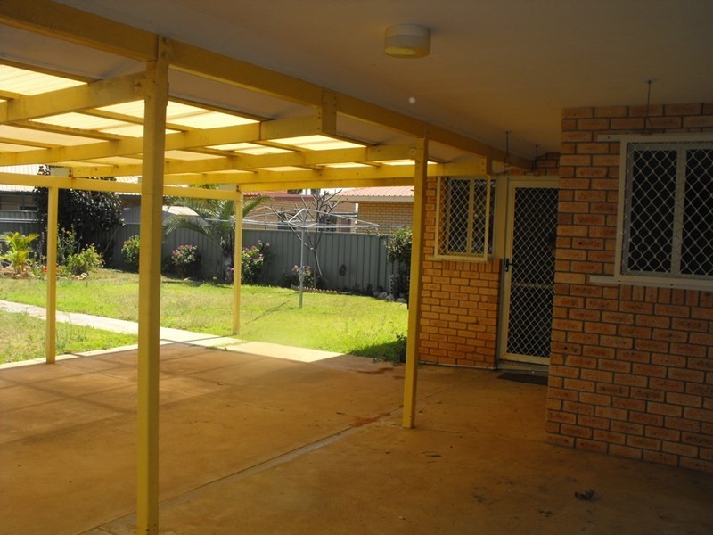 4 Foss Crescent, Carnarvon WA 6701