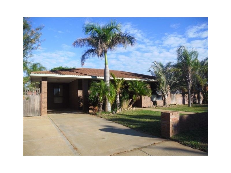 13 Bibra Way, Carnarvon WA 6701