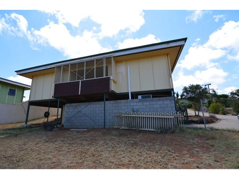 6 Craggs Court, Carnarvon WA 6701