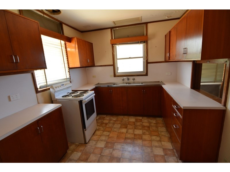 6 Craggs Court, Carnarvon WA 6701