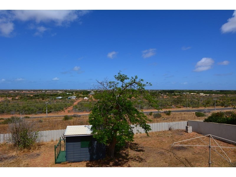 6 Craggs Court, Carnarvon WA 6701