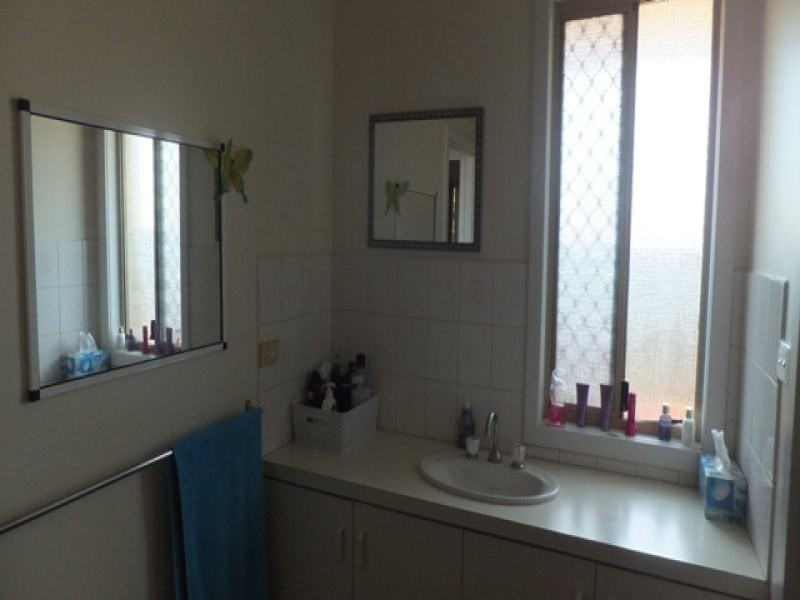 6A Carson Place, Carnarvon WA 6701