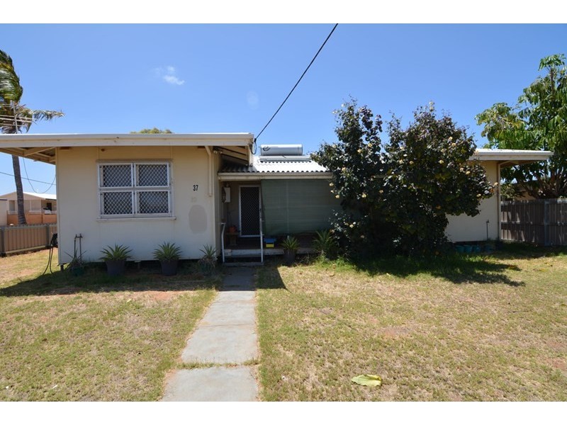 37 Douglas Street, Carnarvon WA 6701