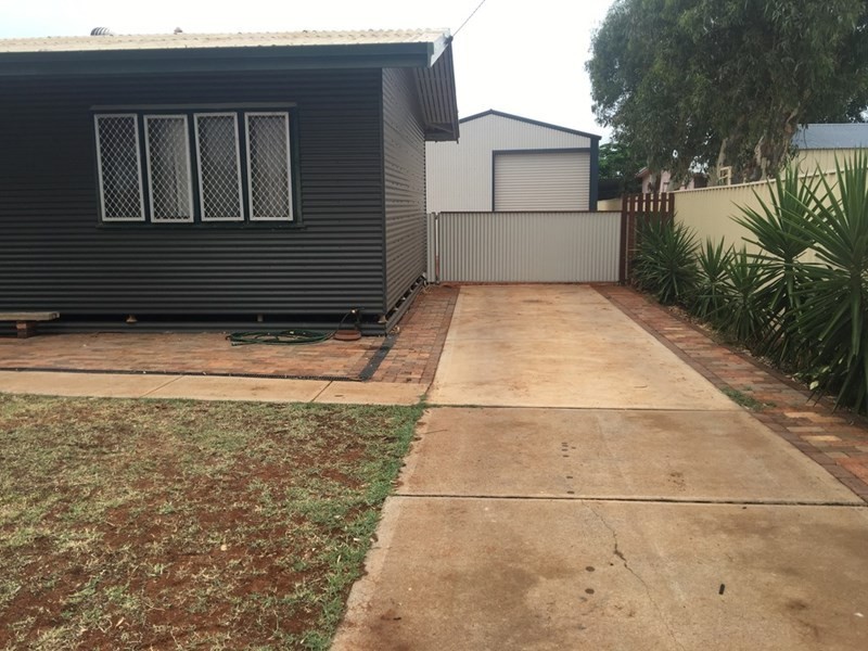 18 Hubble Street, Carnarvon WA 6701