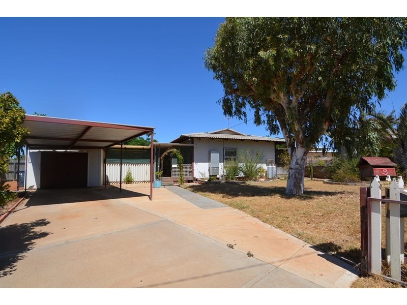 9 Carroll Way, Carnarvon WA 6701