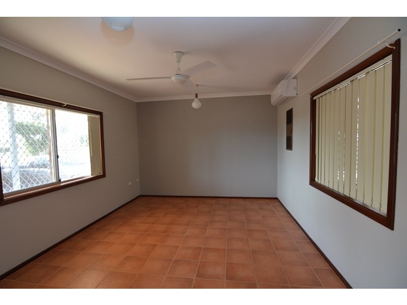 19 Bibra Way, Carnarvon WA 6701