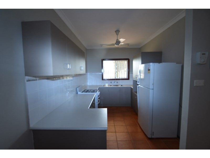 19 Bibra Way, Carnarvon WA 6701