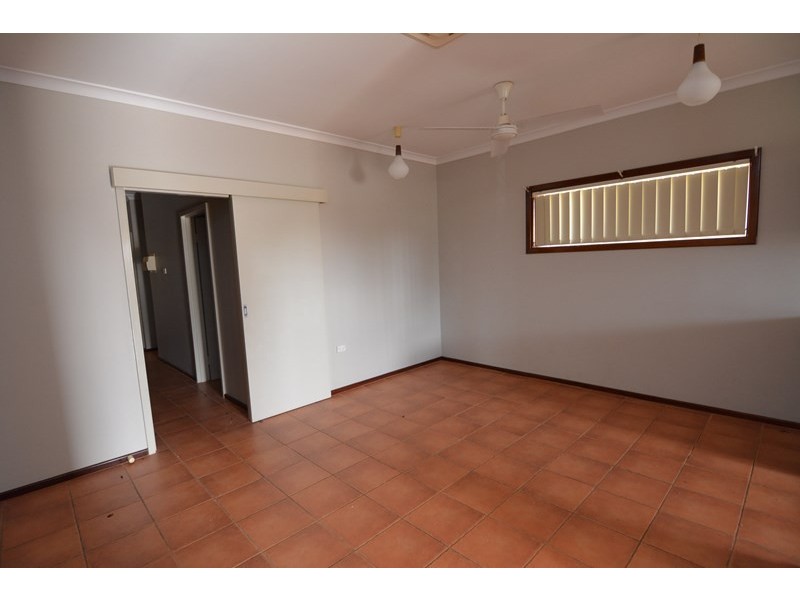 19 Bibra Way, Carnarvon WA 6701