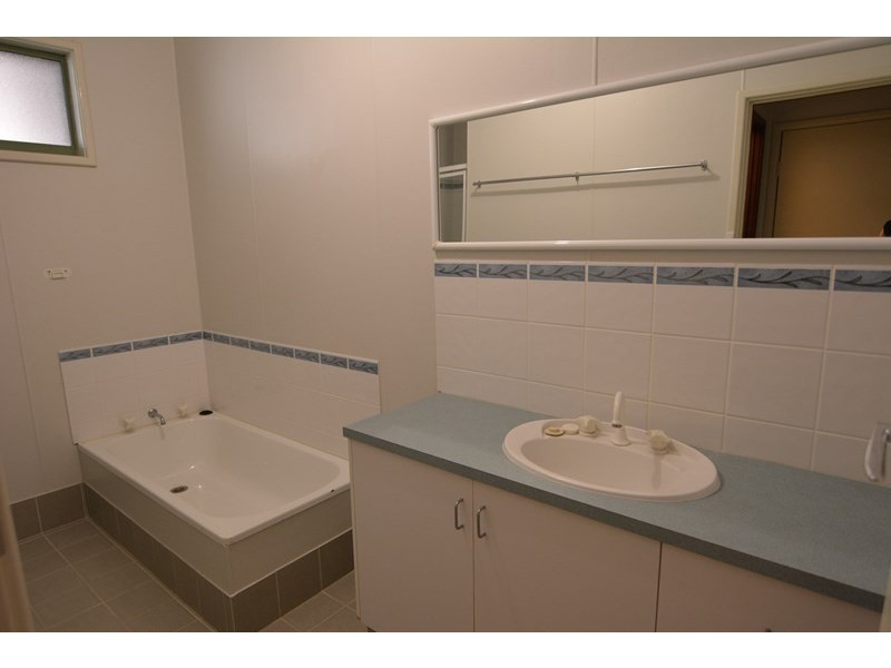 8 Willesee Street, Carnarvon WA 6701