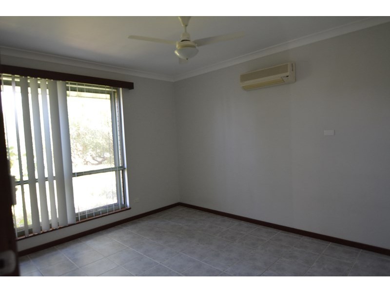 8 Willesee Street, Carnarvon WA 6701