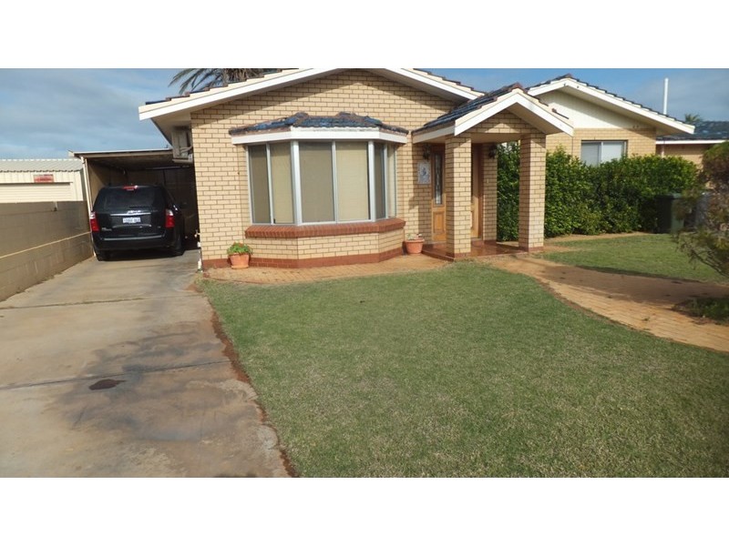 4 Whitlock Street, Carnarvon WA 6701