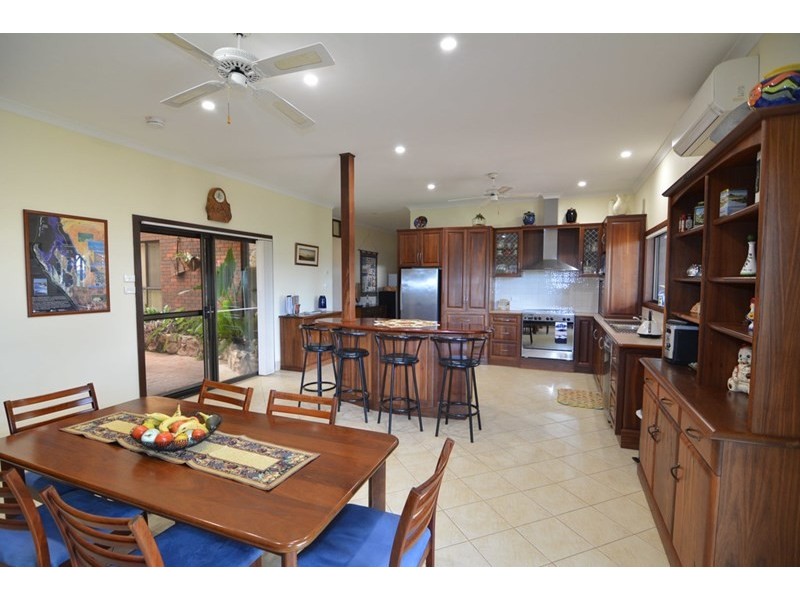 15 Freeman Street, Carnarvon WA 6701