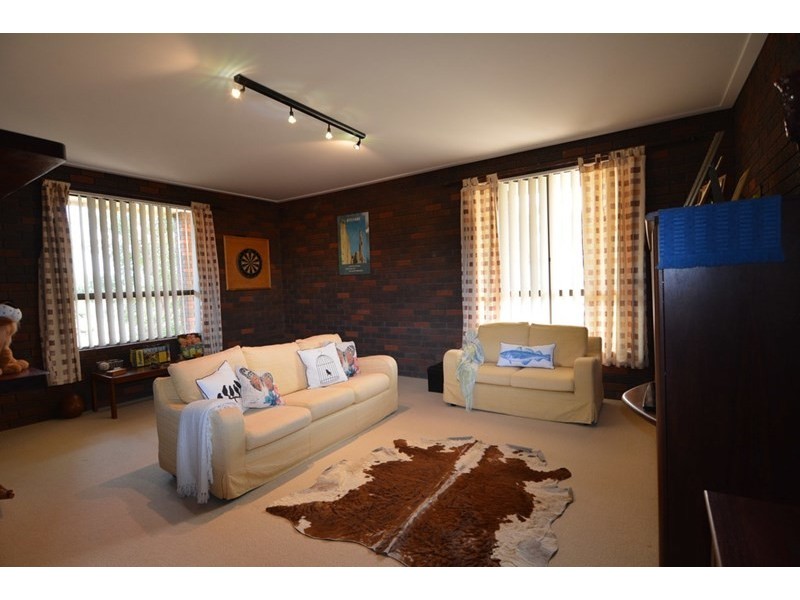 15 Freeman Street, Carnarvon WA 6701