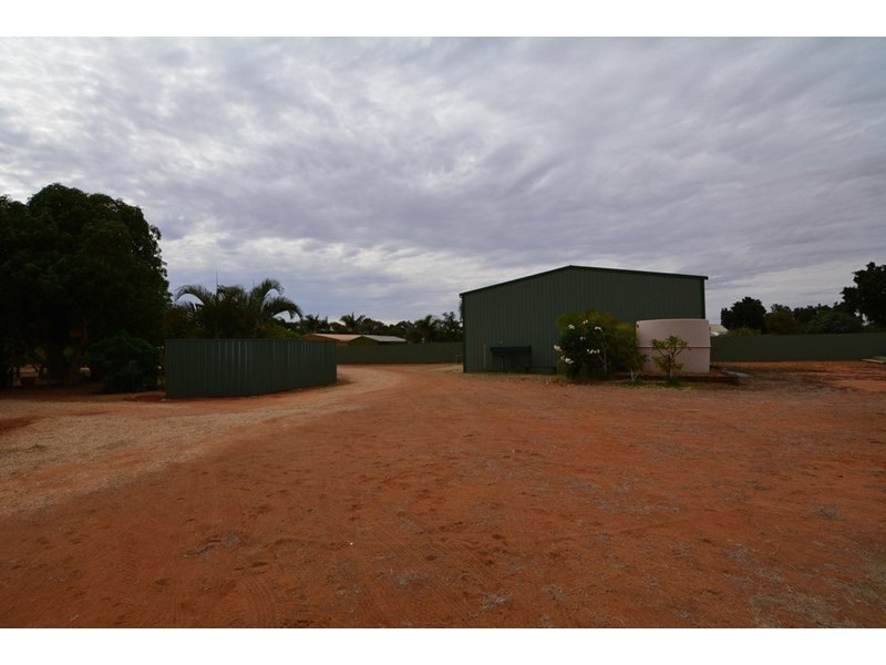 15 Freeman Street, Carnarvon WA 6701