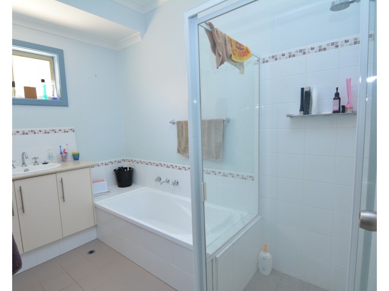 4 Foss Crescent, Carnarvon WA 6701